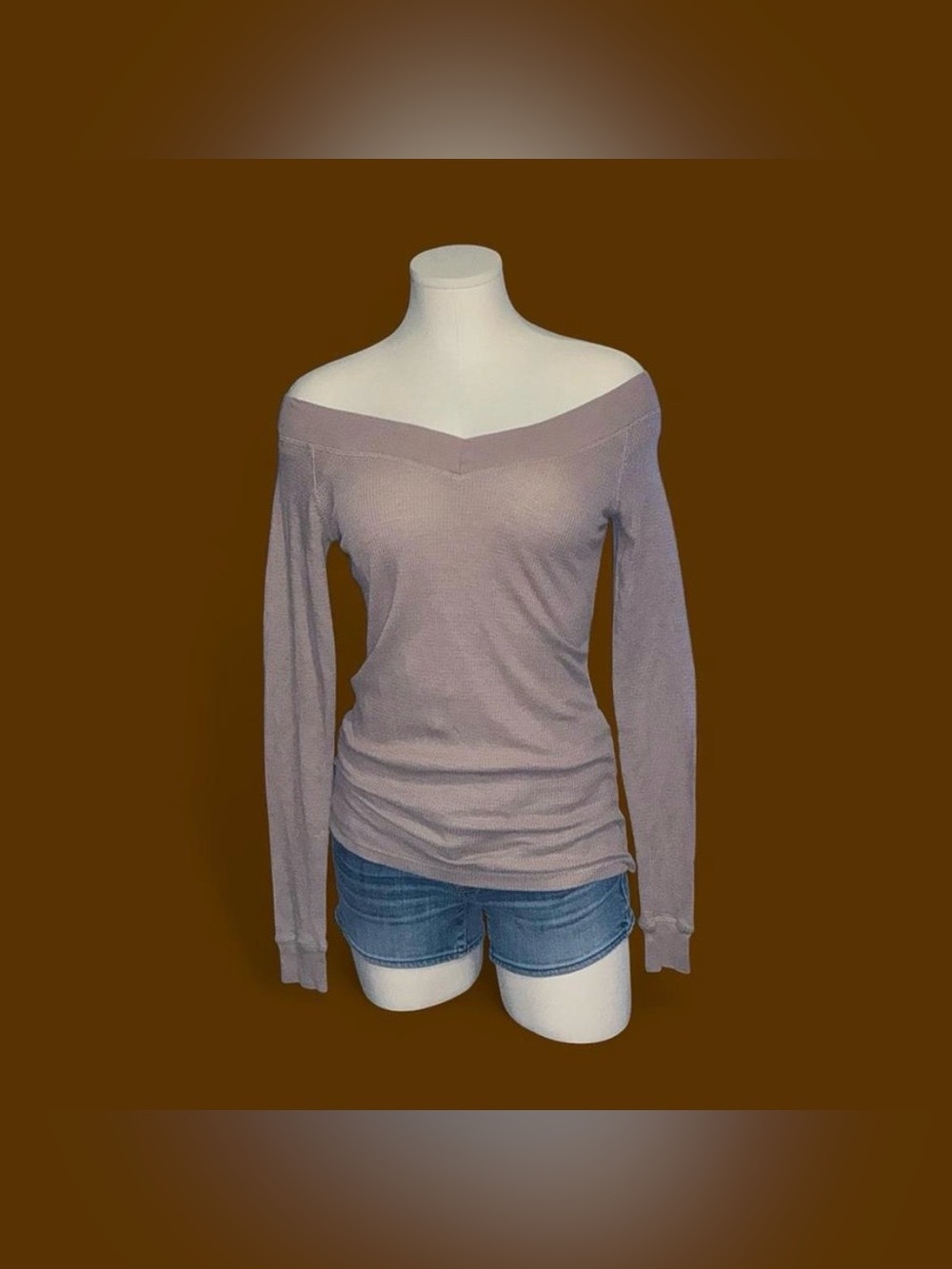 Eyeshadow Mauve Off-the-Shoulder V-Neck Sweater